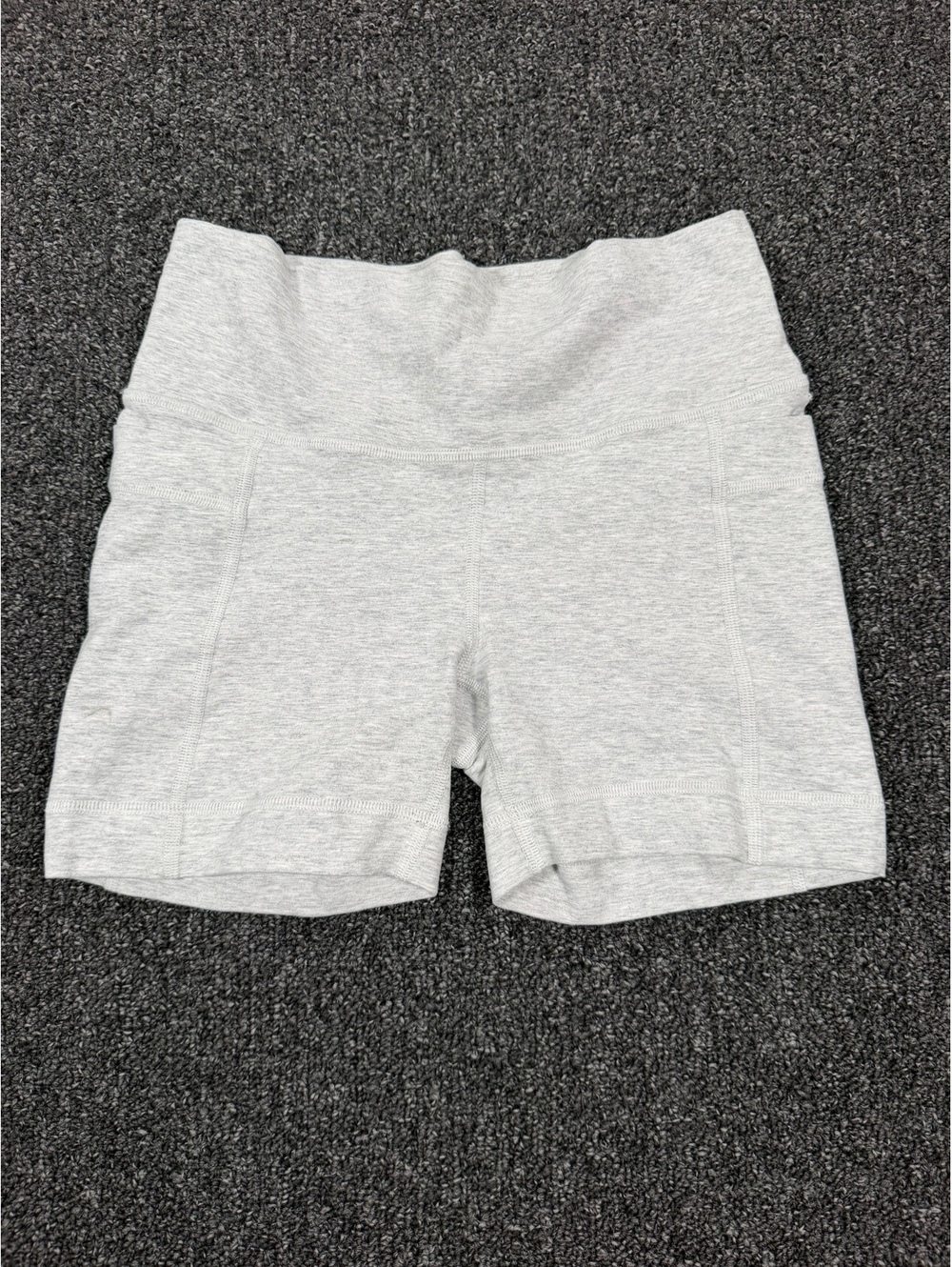 Athleta Girl Right Moves Stash It Bike Shorts in Light Gray, Size M 8-10